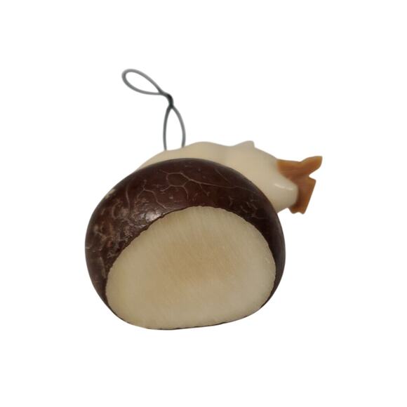 Tagua Nut Carving Polar Bear With Fish Hanging Ornament - Picture 6 of 7